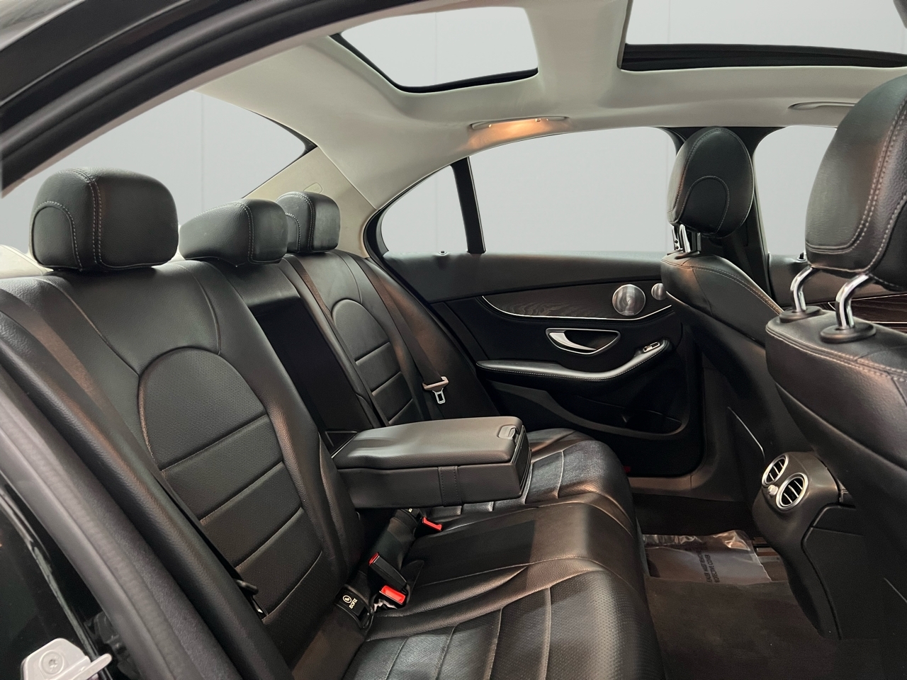 Mercedes-Benz C-Class C300 4MATIC Sedan 2015