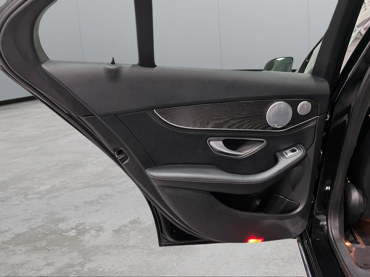 Mercedes-Benz C-Class C300 4MATIC Sedan 2015