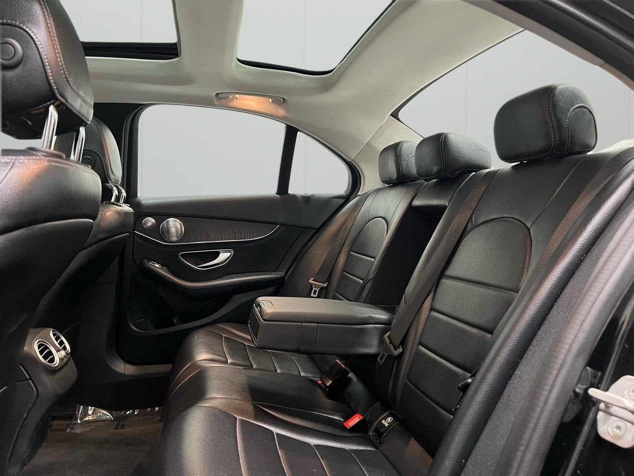 Mercedes-Benz C-Class C300 4MATIC Sedan 2015