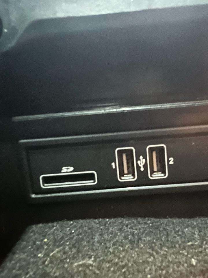 Mercedes-Benz C-Class C300 4MATIC Sedan 2015