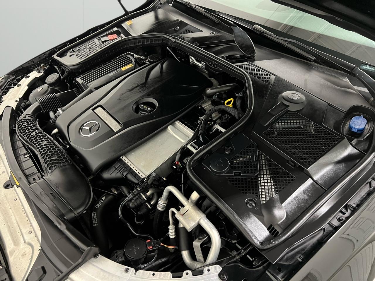 Mercedes-Benz C-Class C300 4MATIC Sedan 2015