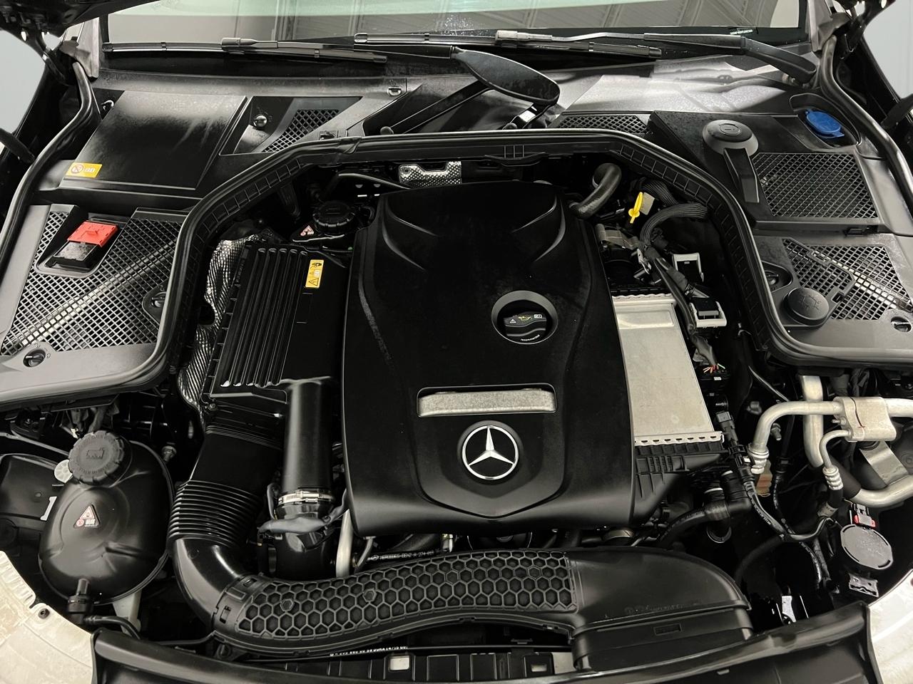 Mercedes-Benz C-Class C300 4MATIC Sedan 2015