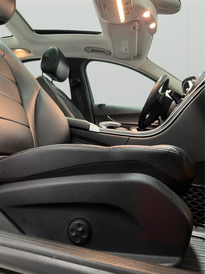 Mercedes-Benz C-Class C300 4MATIC Sedan 2015