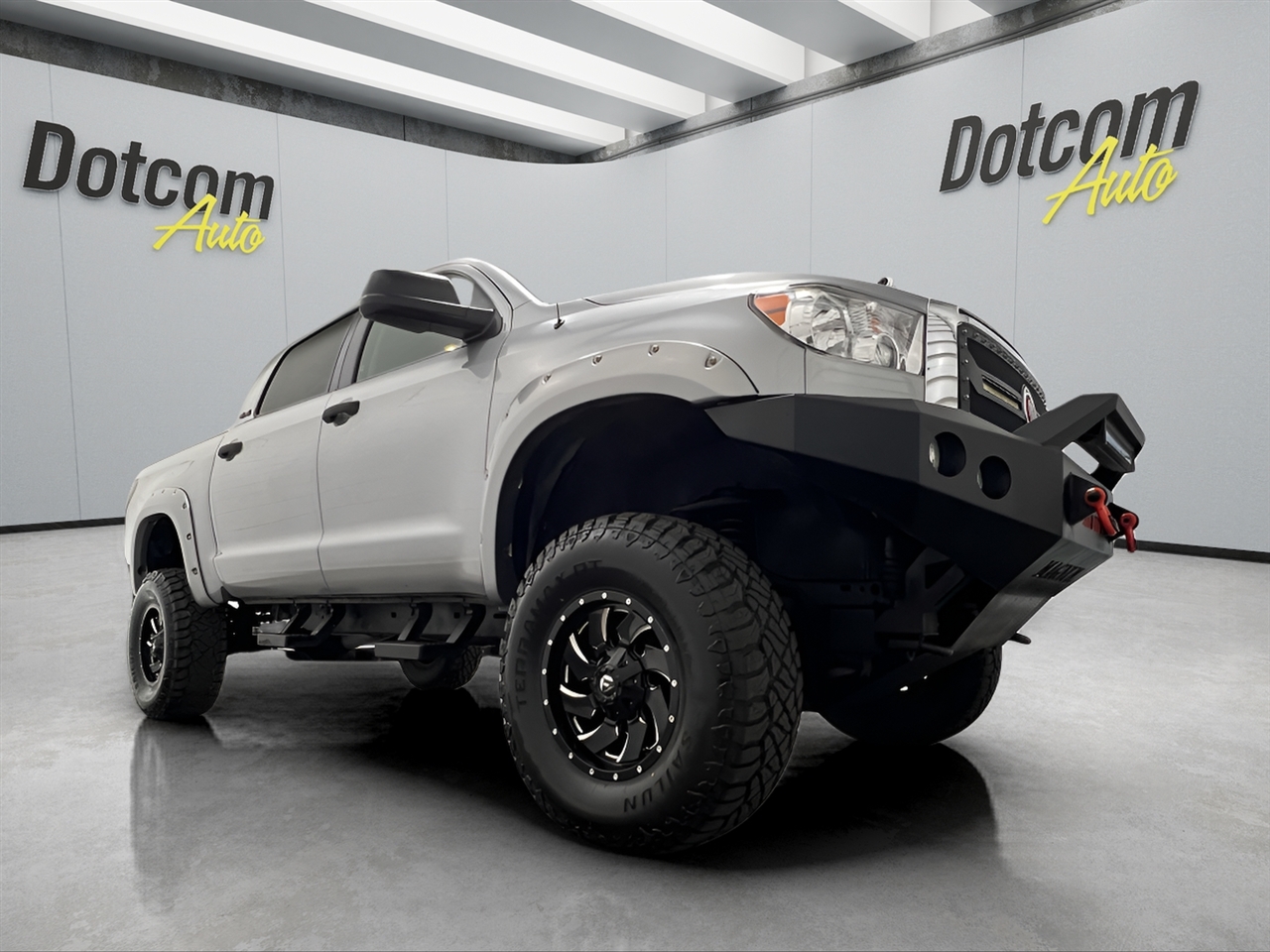 Toyota Tundra Tundra-Grade CrewMax 5.7L 4WD 2010