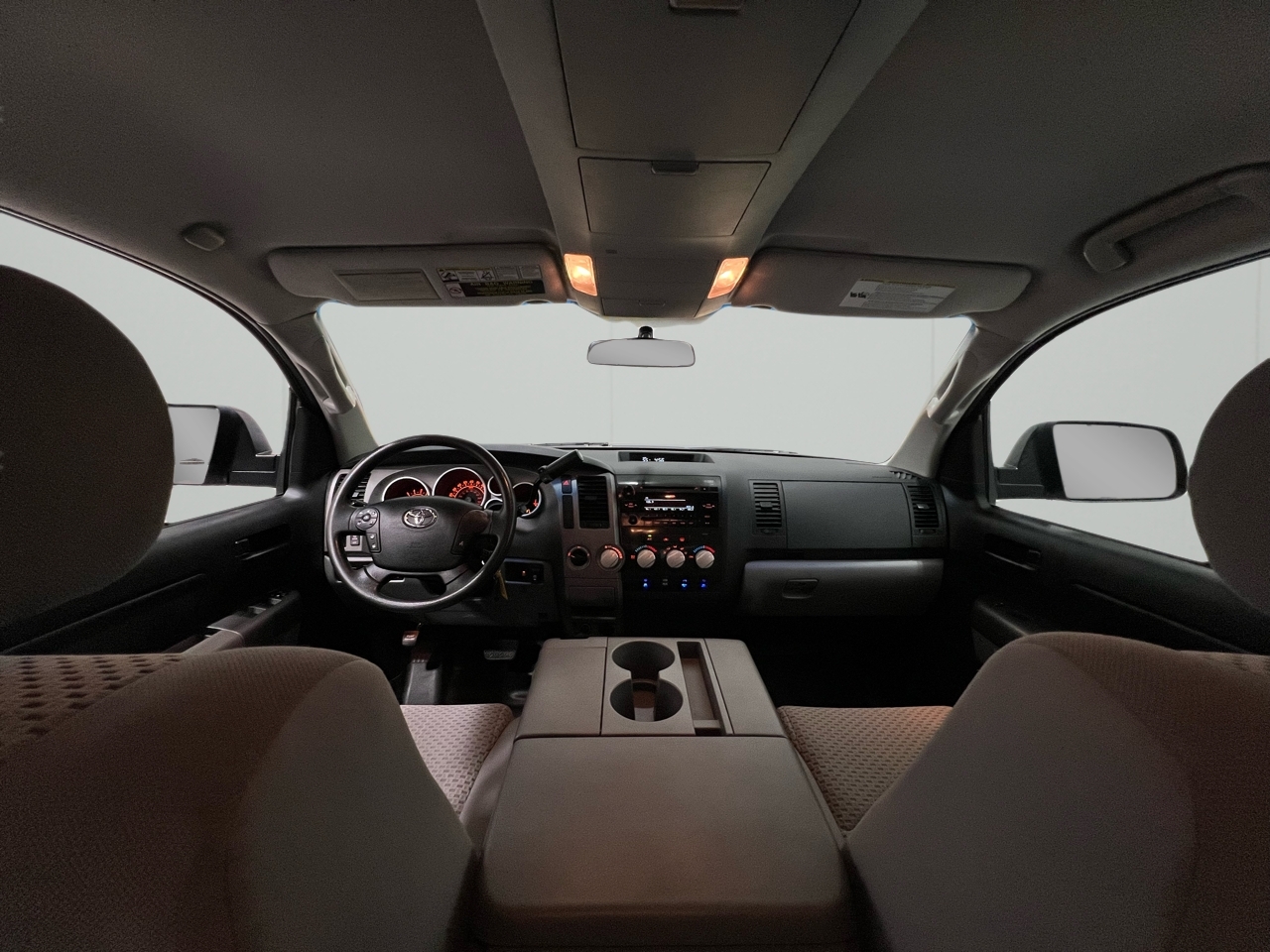 Toyota Tundra Tundra-Grade CrewMax 5.7L 4WD 2010