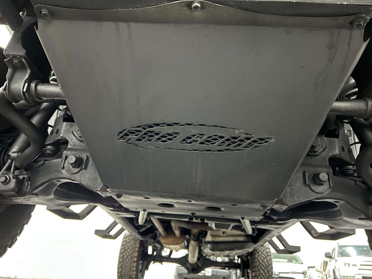 Toyota Tundra Tundra-Grade CrewMax 5.7L 4WD 2010