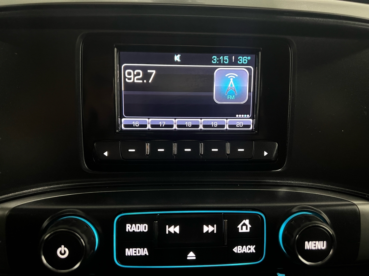 Chevrolet Silverado 2500HD LT Crew Cab Long Bed 4WD 2015