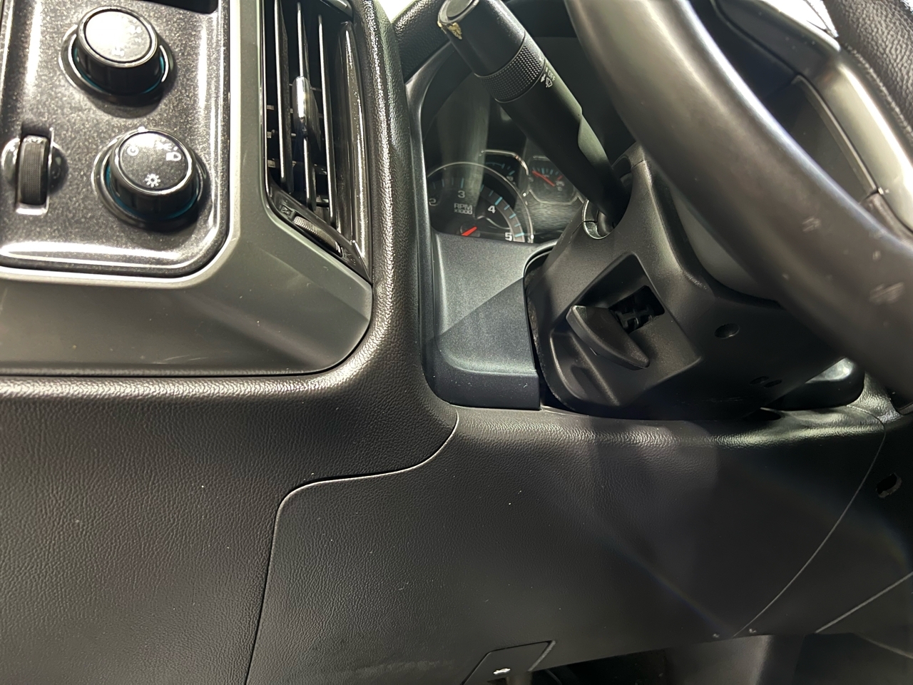 Chevrolet Silverado 2500HD LT Crew Cab Long Bed 4WD 2015