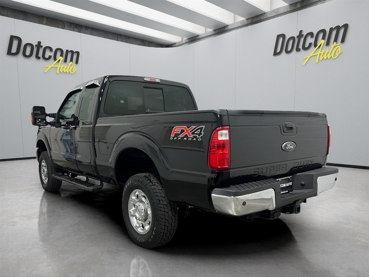 Ford F-250 SD XLT SuperCab Short Bed 4WD 2016