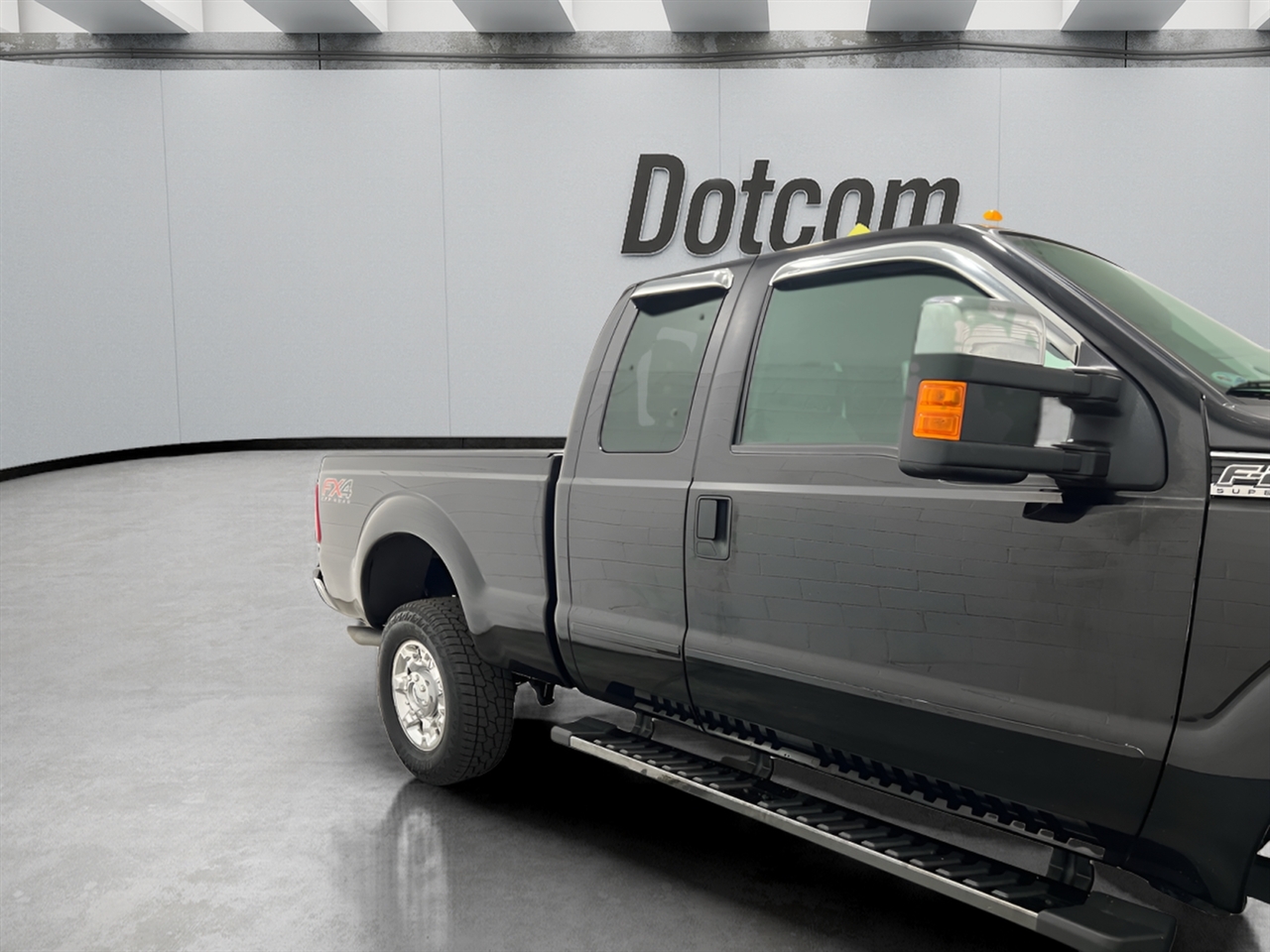 Ford F-250 SD XLT SuperCab Short Bed 4WD 2016