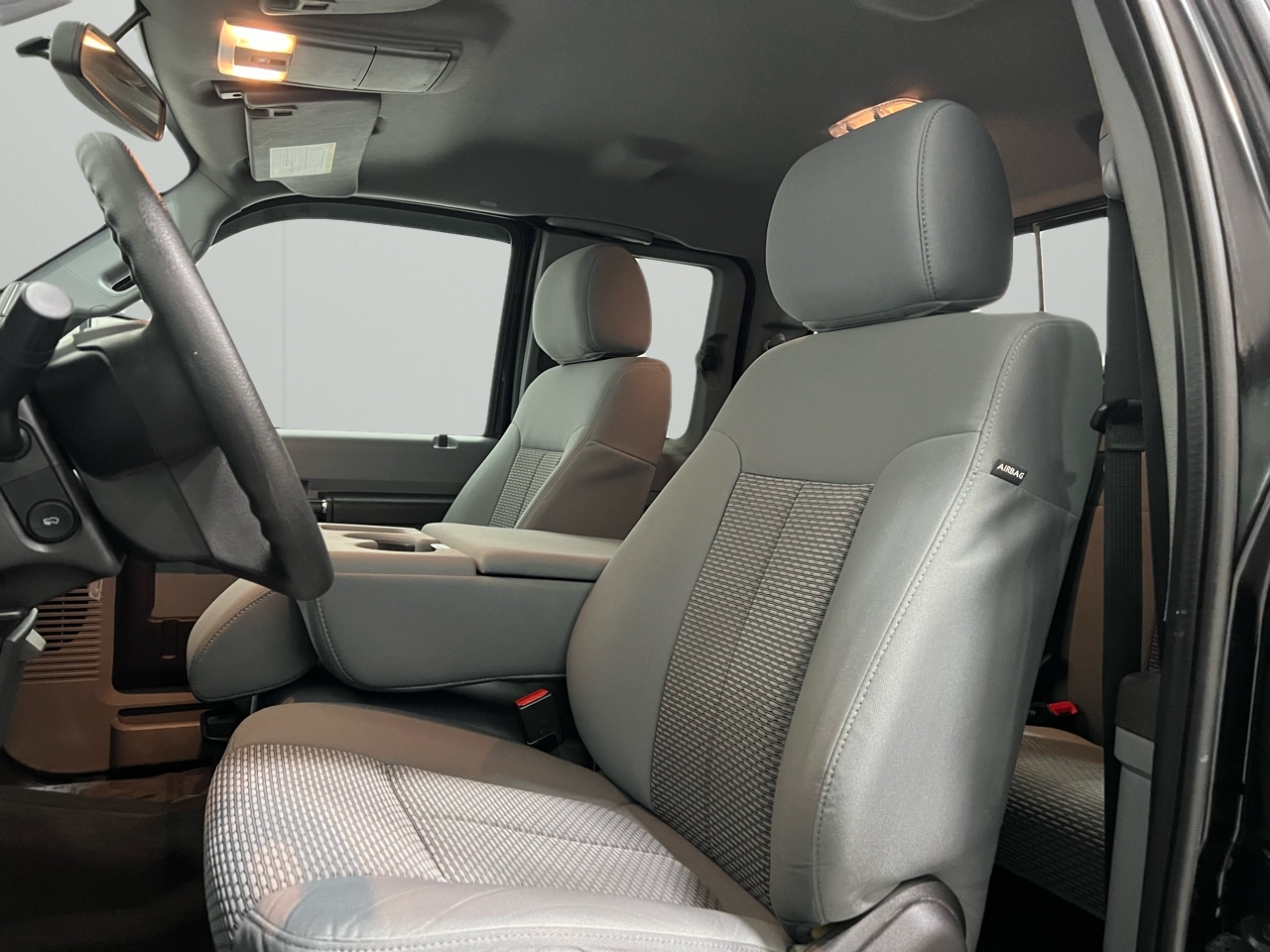 Ford F-250 SD XLT SuperCab Short Bed 4WD 2016