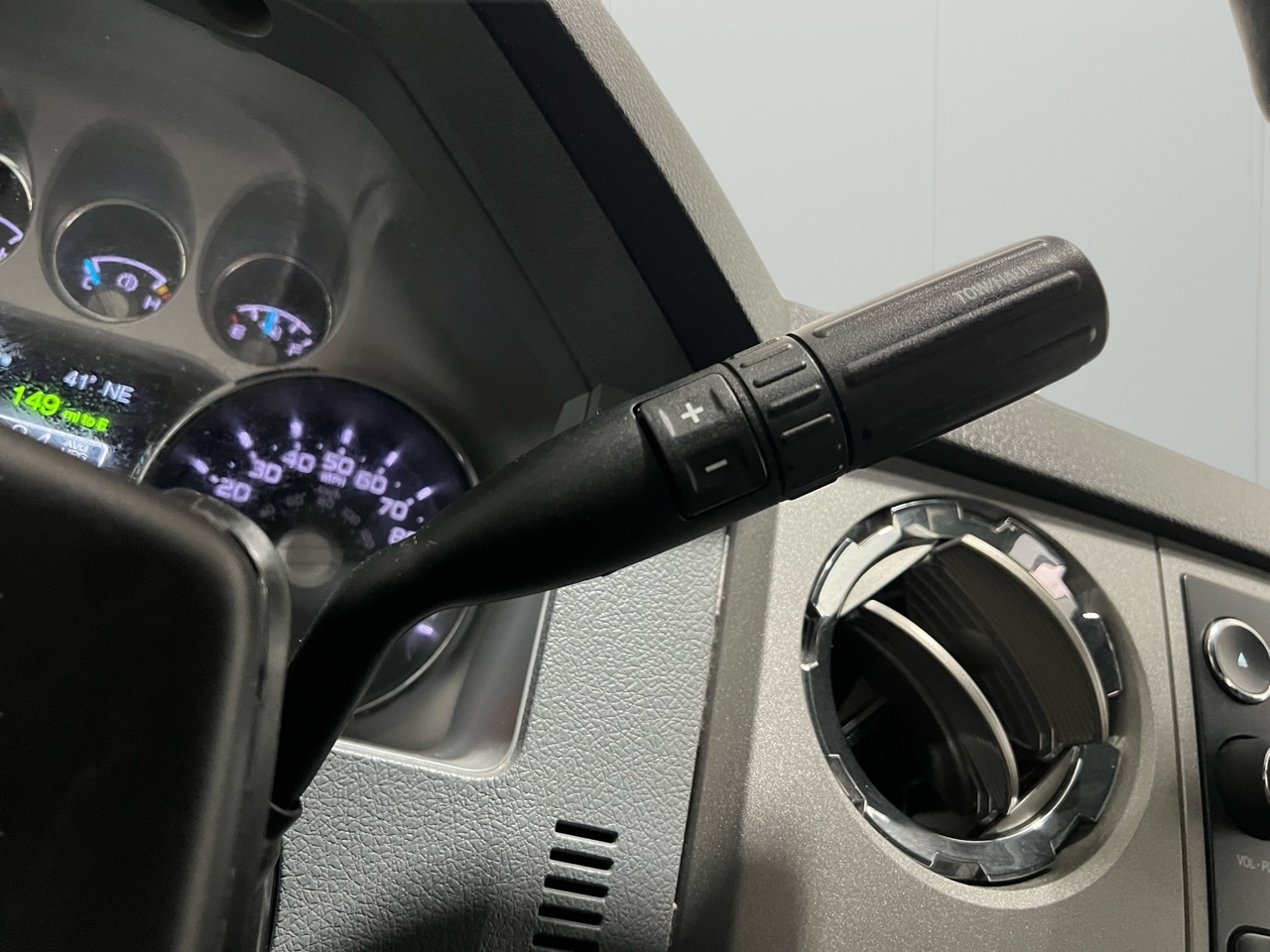 Ford F-250 SD XLT SuperCab Short Bed 4WD 2016