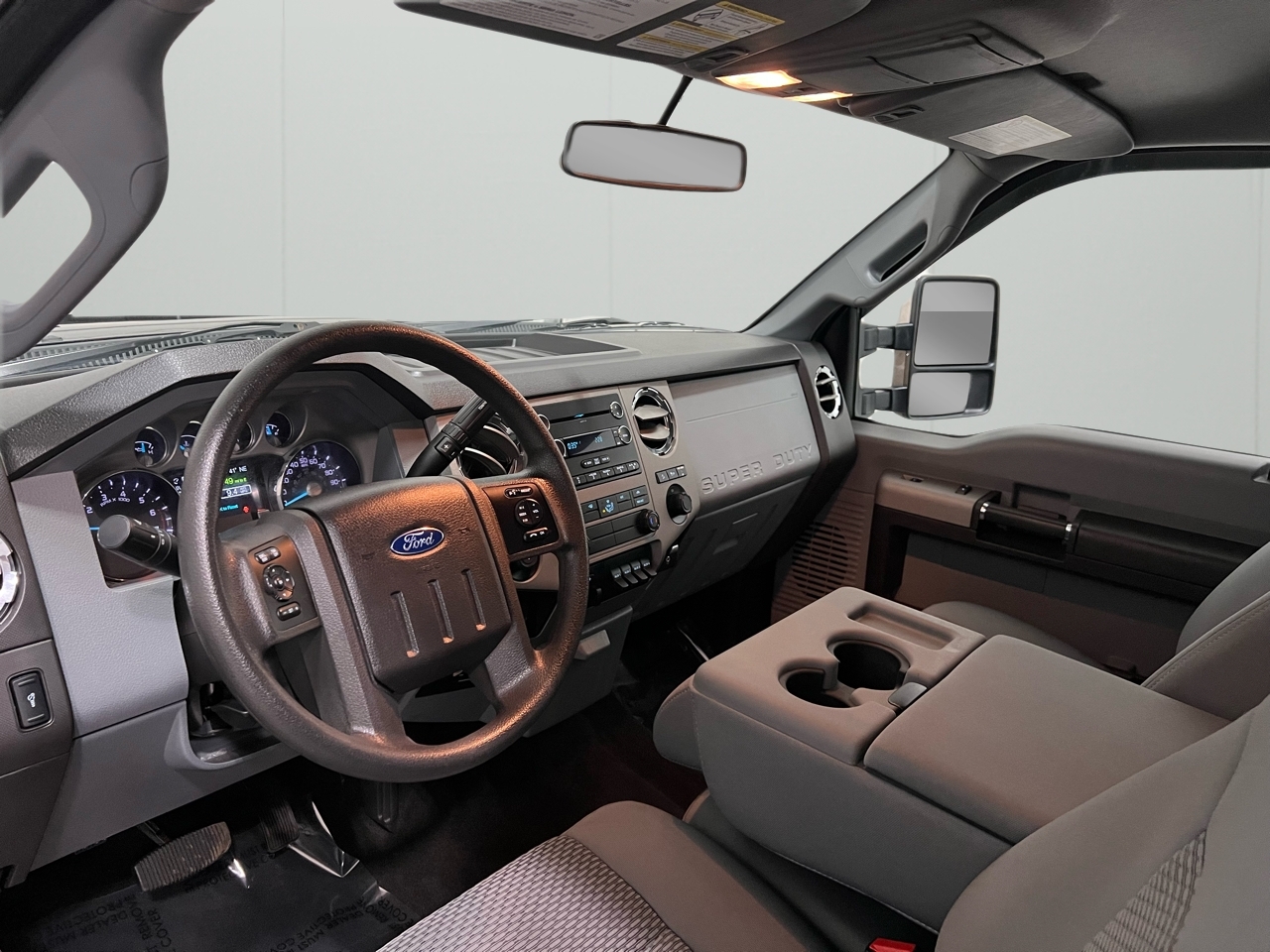 Ford F-250 SD XLT SuperCab Short Bed 4WD 2016