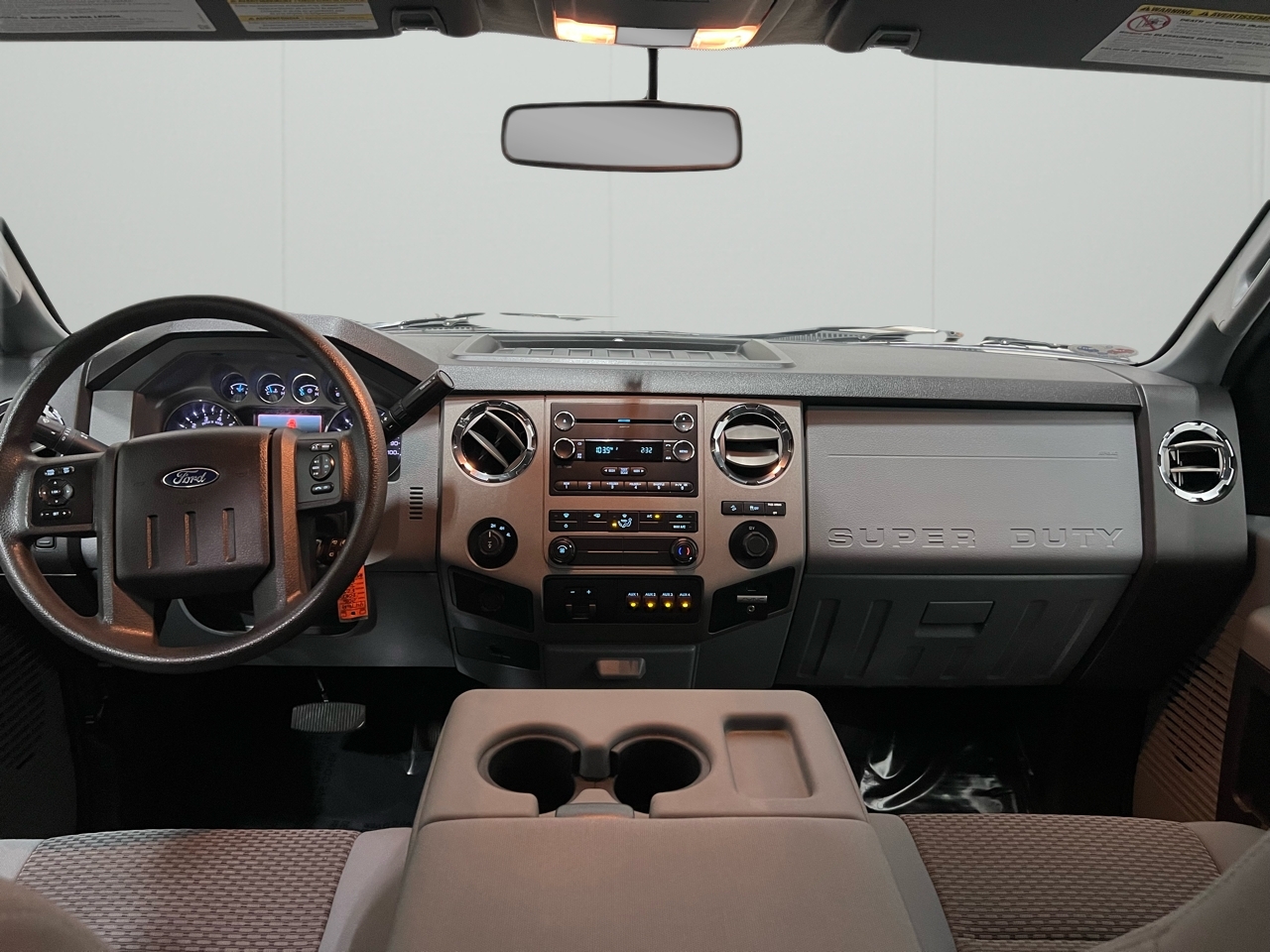 Ford F-250 SD XLT SuperCab Short Bed 4WD 2016