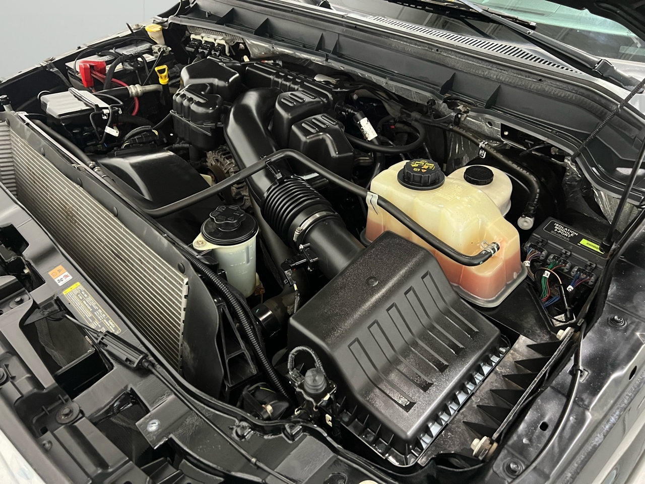 Ford F-250 SD XLT SuperCab Short Bed 4WD 2016