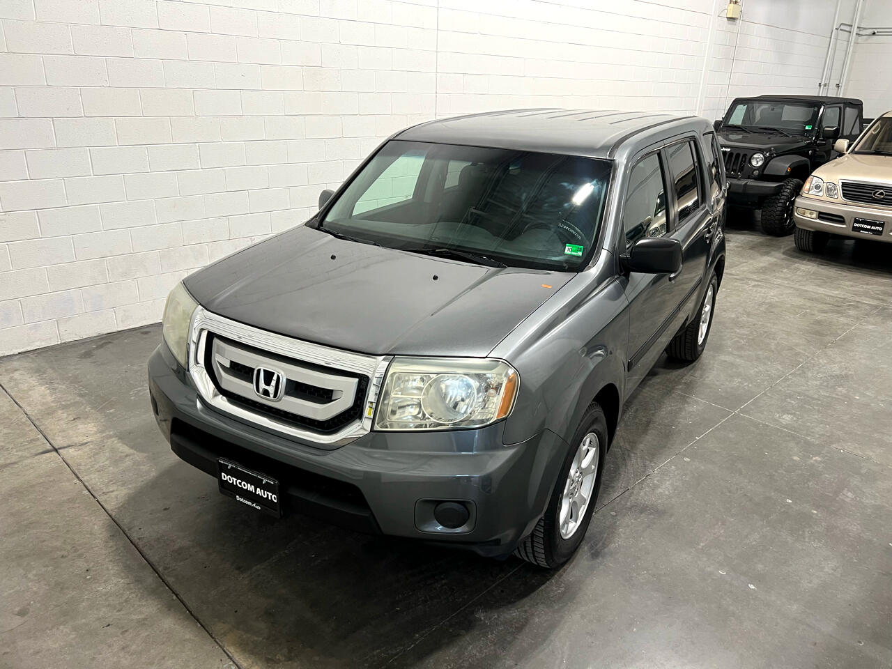 Honda Pilot LX 2WD 5-Spd AT 2010