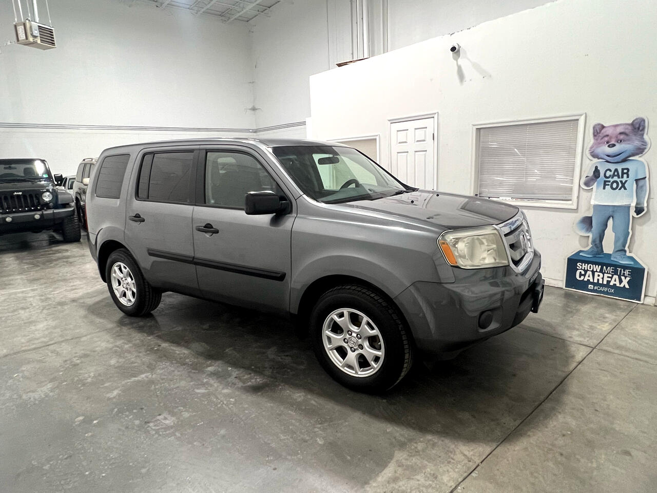 Honda Pilot LX 2WD 5-Spd AT 2010