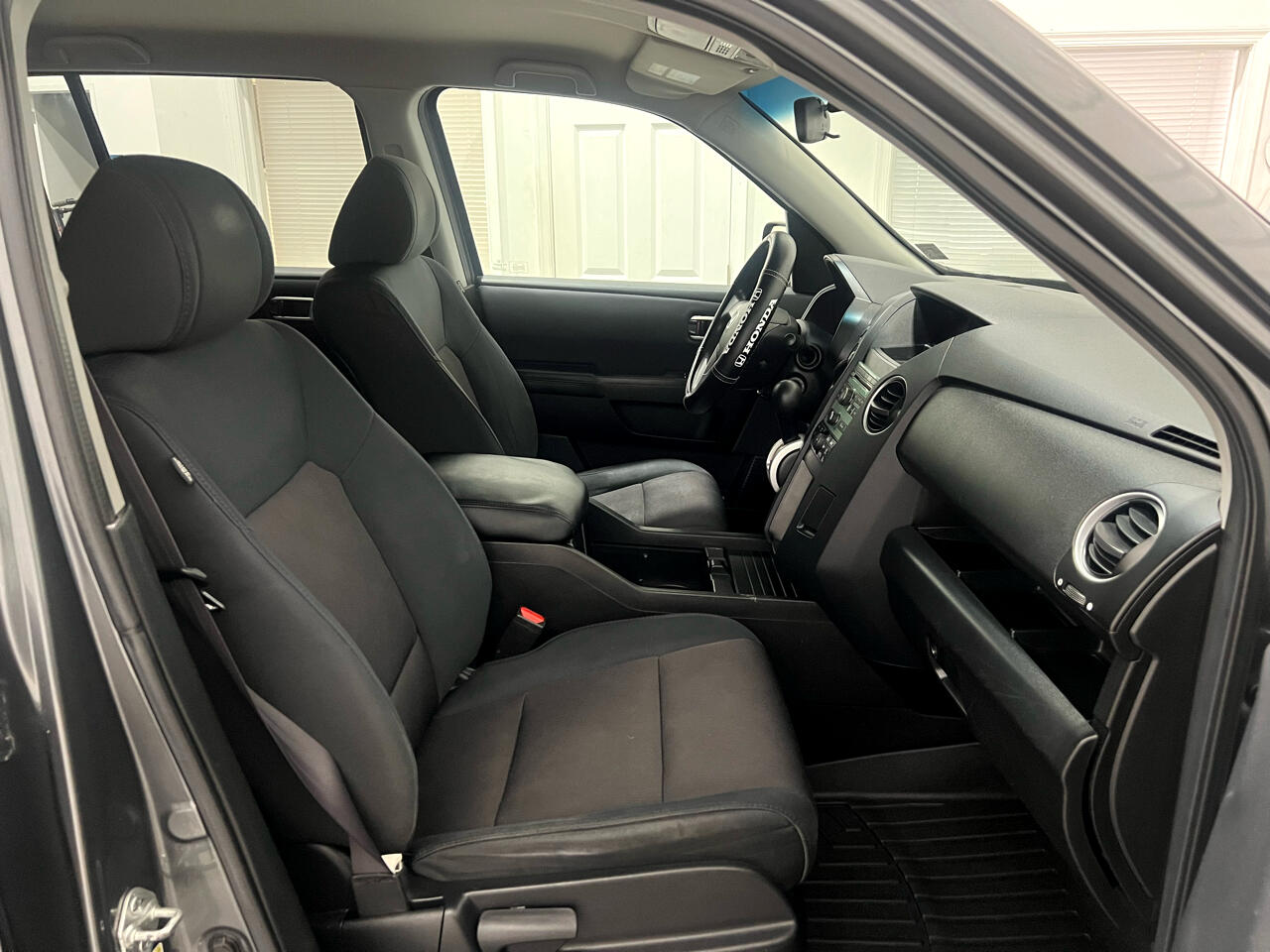 Honda Pilot LX 2WD 5-Spd AT 2010