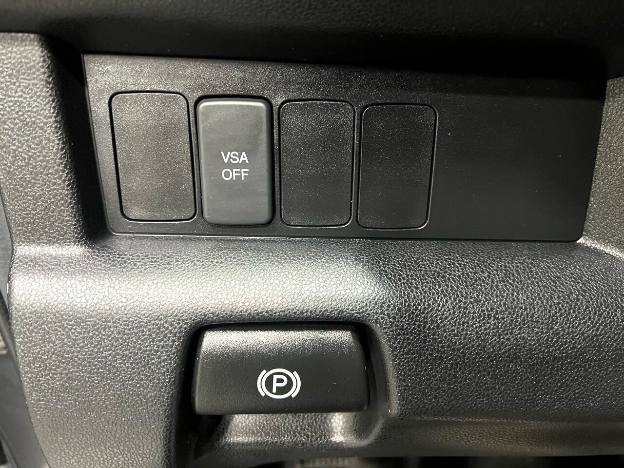 Honda Pilot LX 2WD 5-Spd AT 2010