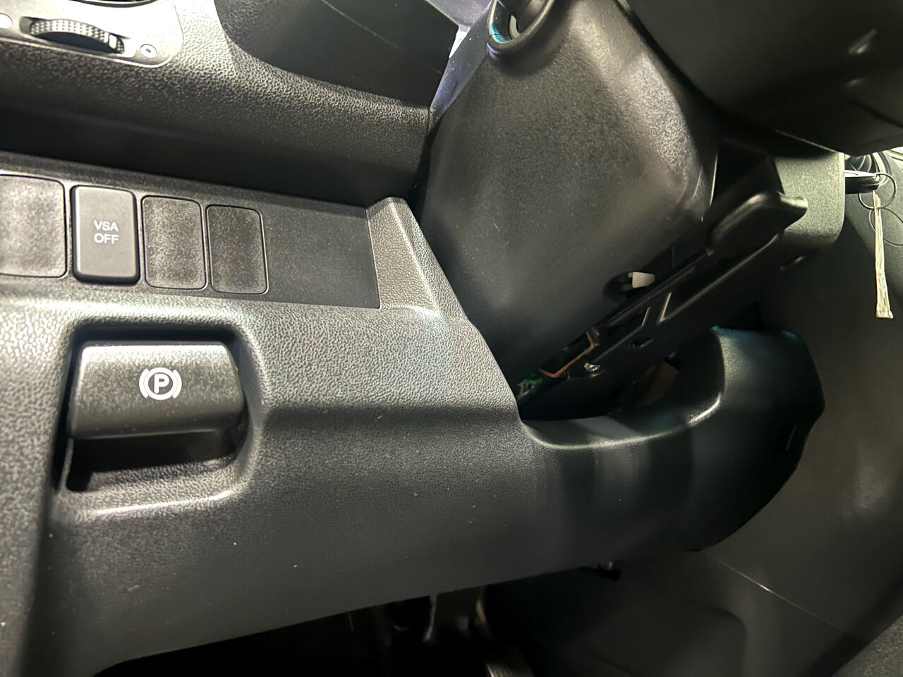 Honda Pilot LX 2WD 5-Spd AT 2010