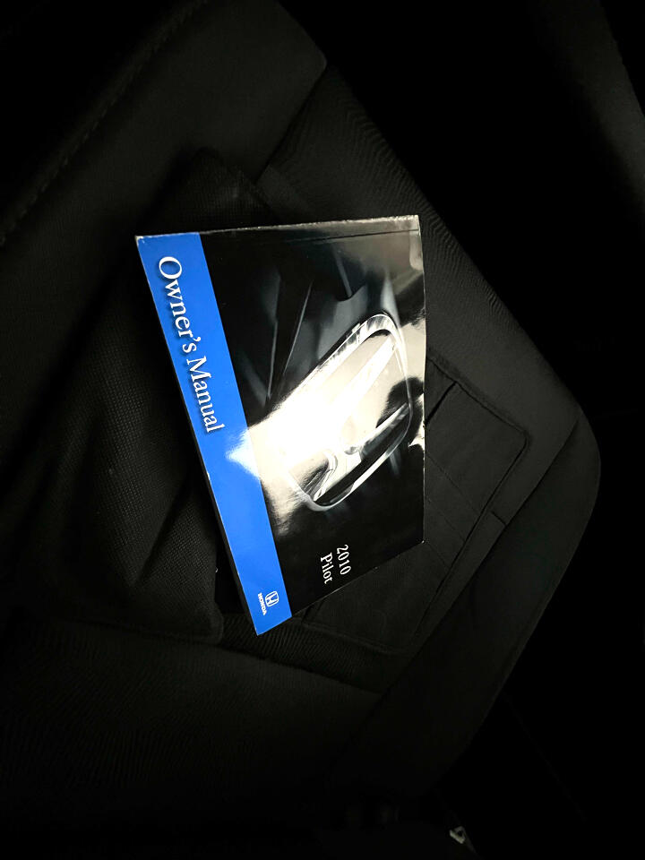 Honda Pilot LX 2WD 5-Spd AT 2010