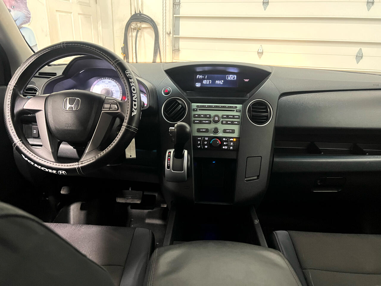 Honda Pilot LX 2WD 5-Spd AT 2010