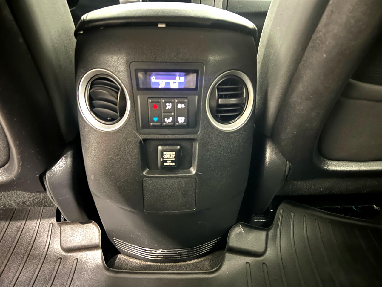 Honda Pilot LX 2WD 5-Spd AT 2010