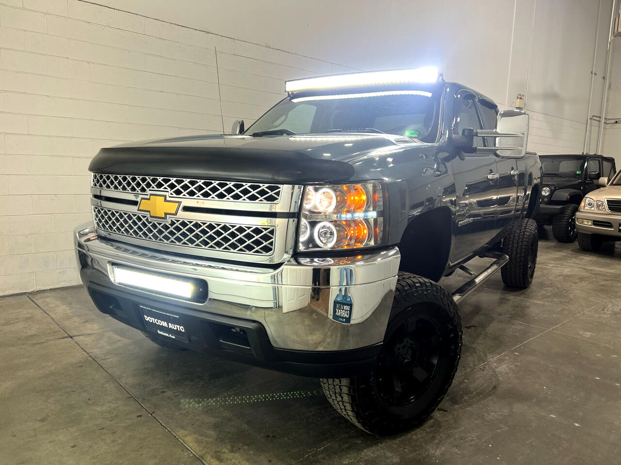 Chevrolet Silverado 2500HD LT Crew Cab 4WD 2012