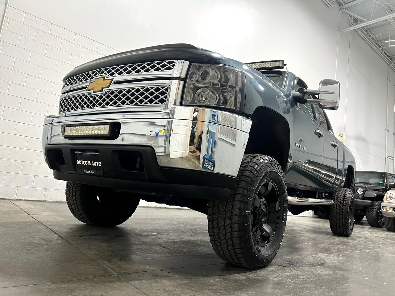 Chevrolet Silverado 2500HD LT Crew Cab 4WD 2012