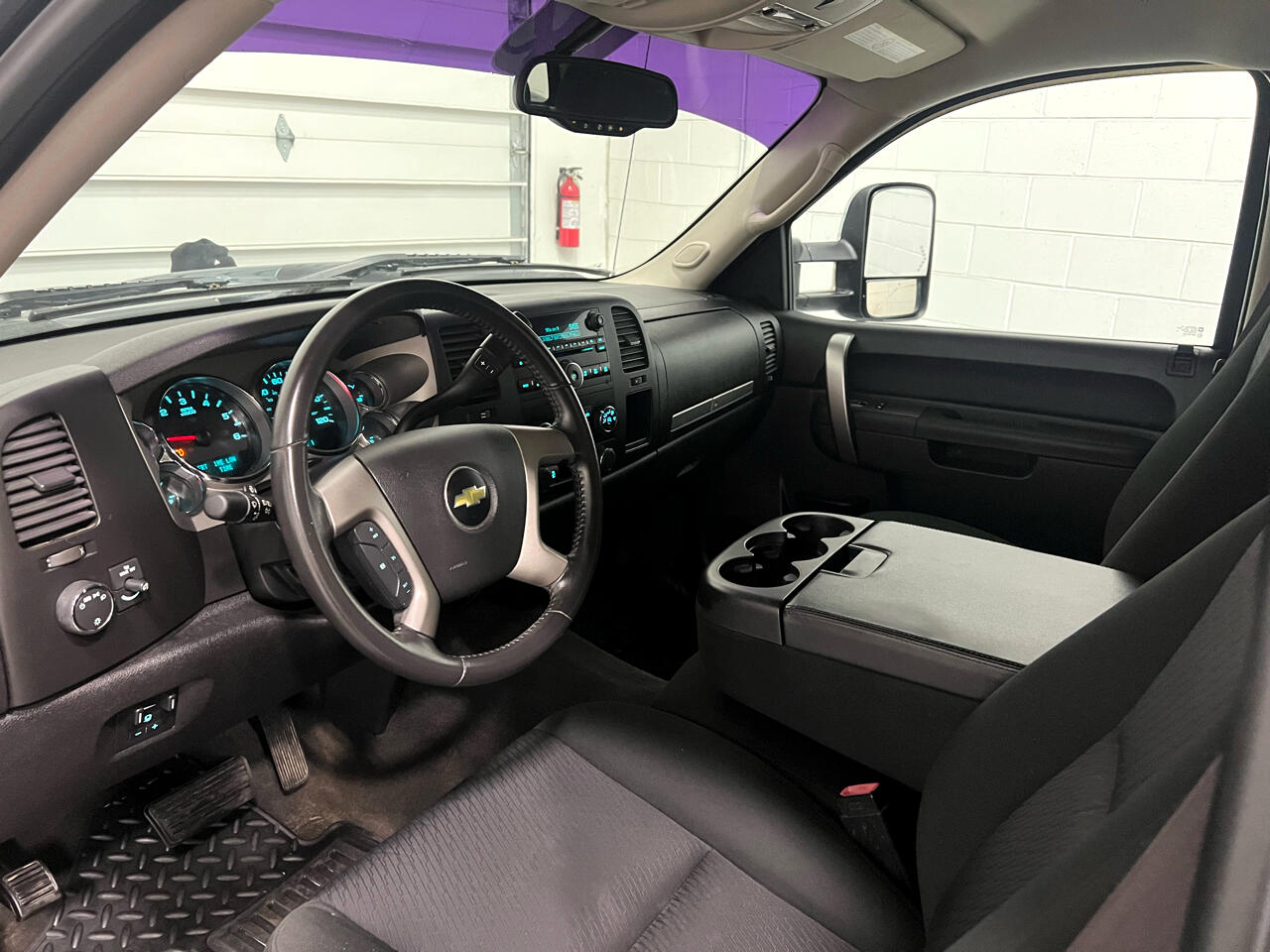 Chevrolet Silverado 2500HD LT Crew Cab 4WD 2012