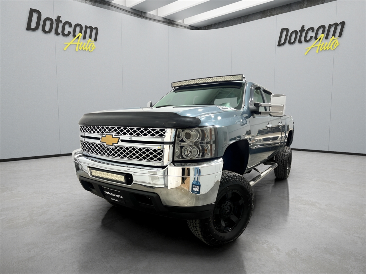 Chevrolet Silverado 2500HD LT Crew Cab 4WD 2012