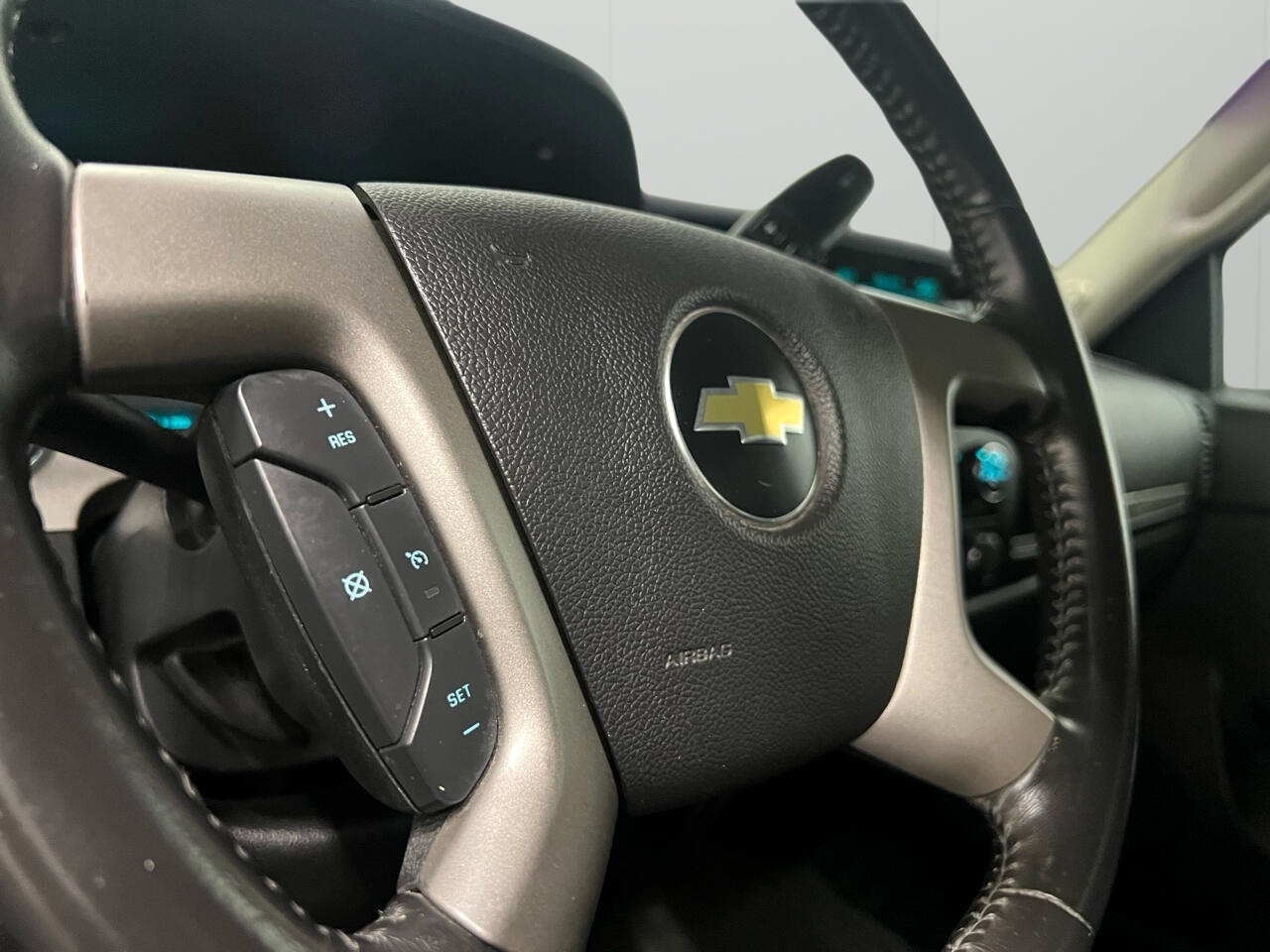 Chevrolet Silverado 2500HD LT Crew Cab 4WD 2012