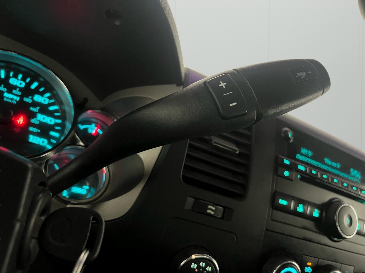 Chevrolet Silverado 2500HD LT Crew Cab 4WD 2012