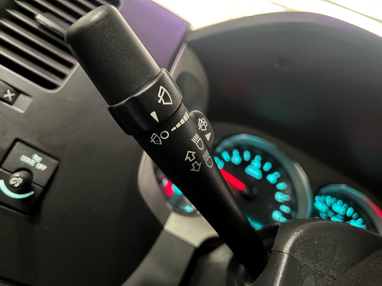 Chevrolet Silverado 2500HD LT Crew Cab 4WD 2012