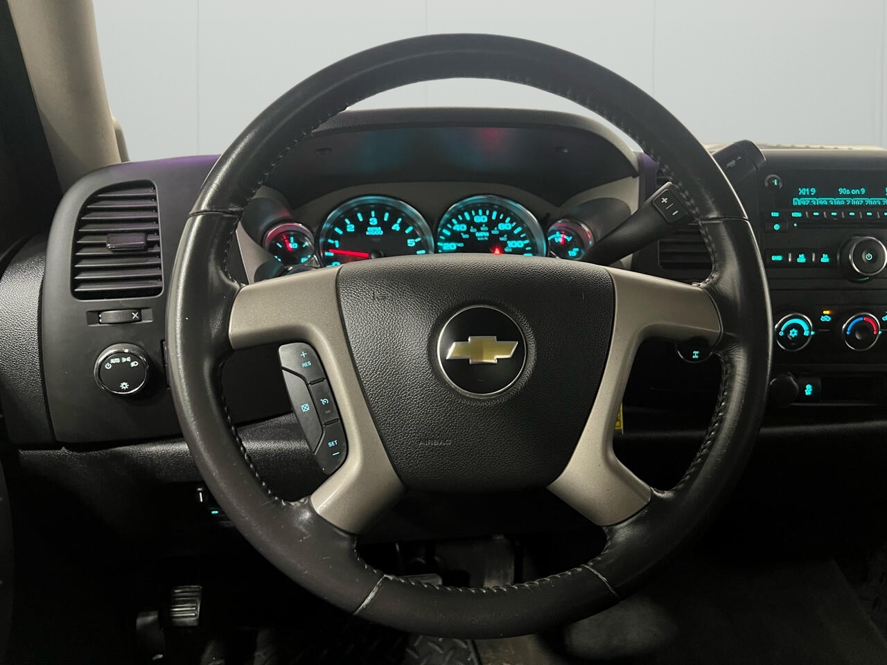 Chevrolet Silverado 2500HD LT Crew Cab 4WD 2012