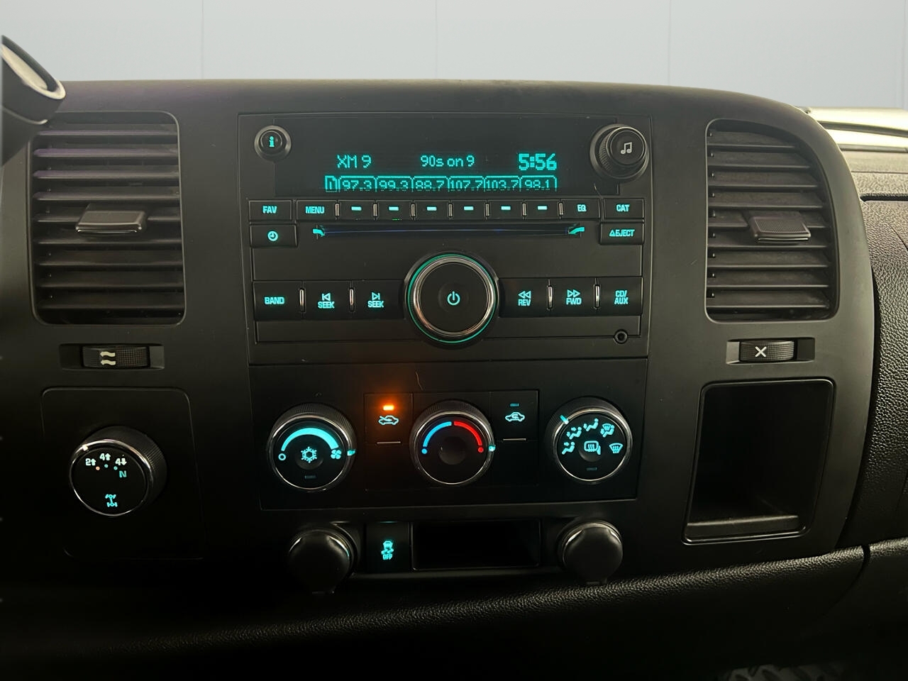 Chevrolet Silverado 2500HD LT Crew Cab 4WD 2012