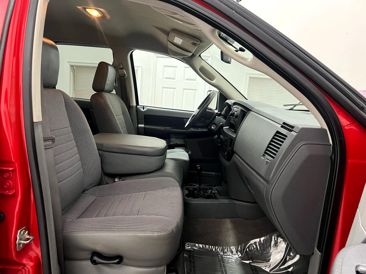 Dodge Ram 2500 SXT Quad Cab Long Bed 4WD 2009