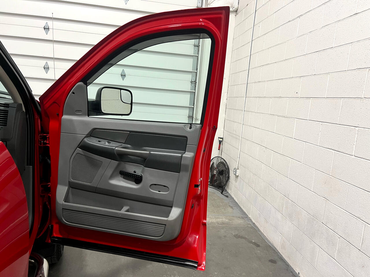 Dodge Ram 2500 SXT Quad Cab Long Bed 4WD 2009