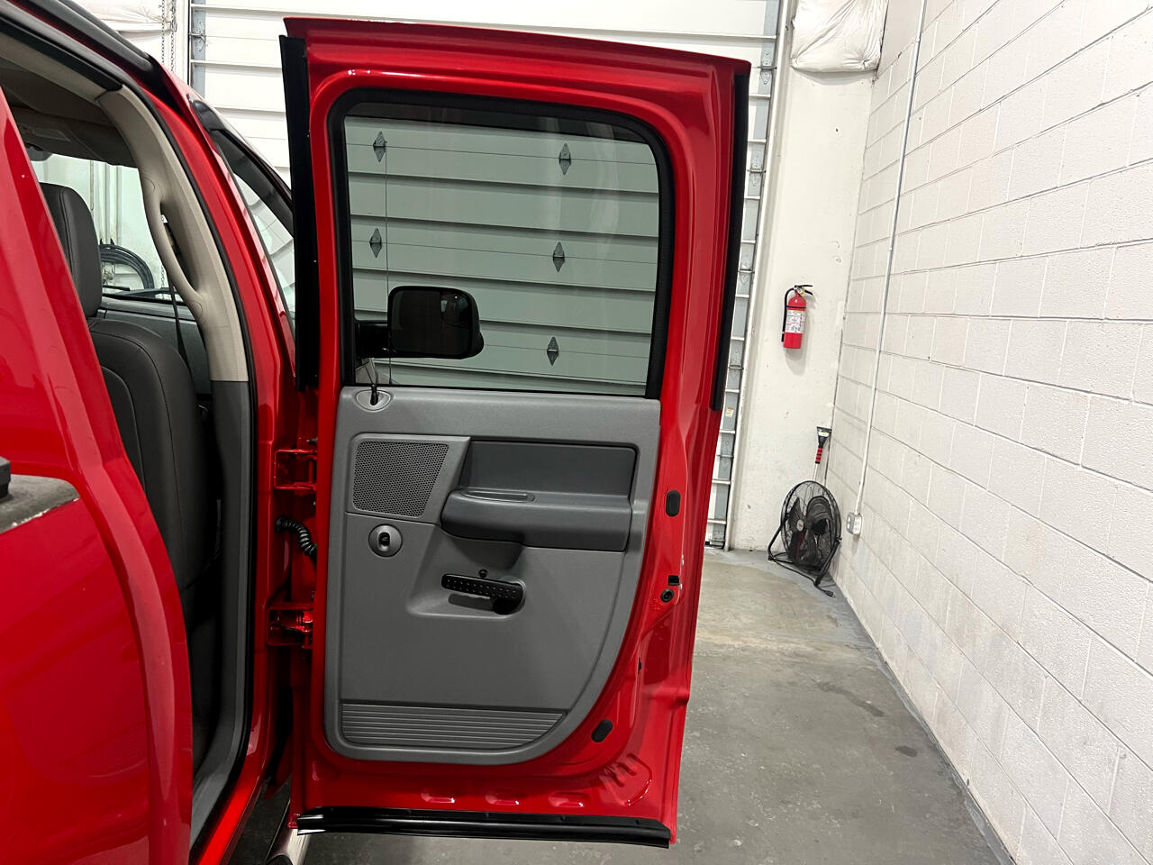 Dodge Ram 2500 SXT Quad Cab Long Bed 4WD 2009