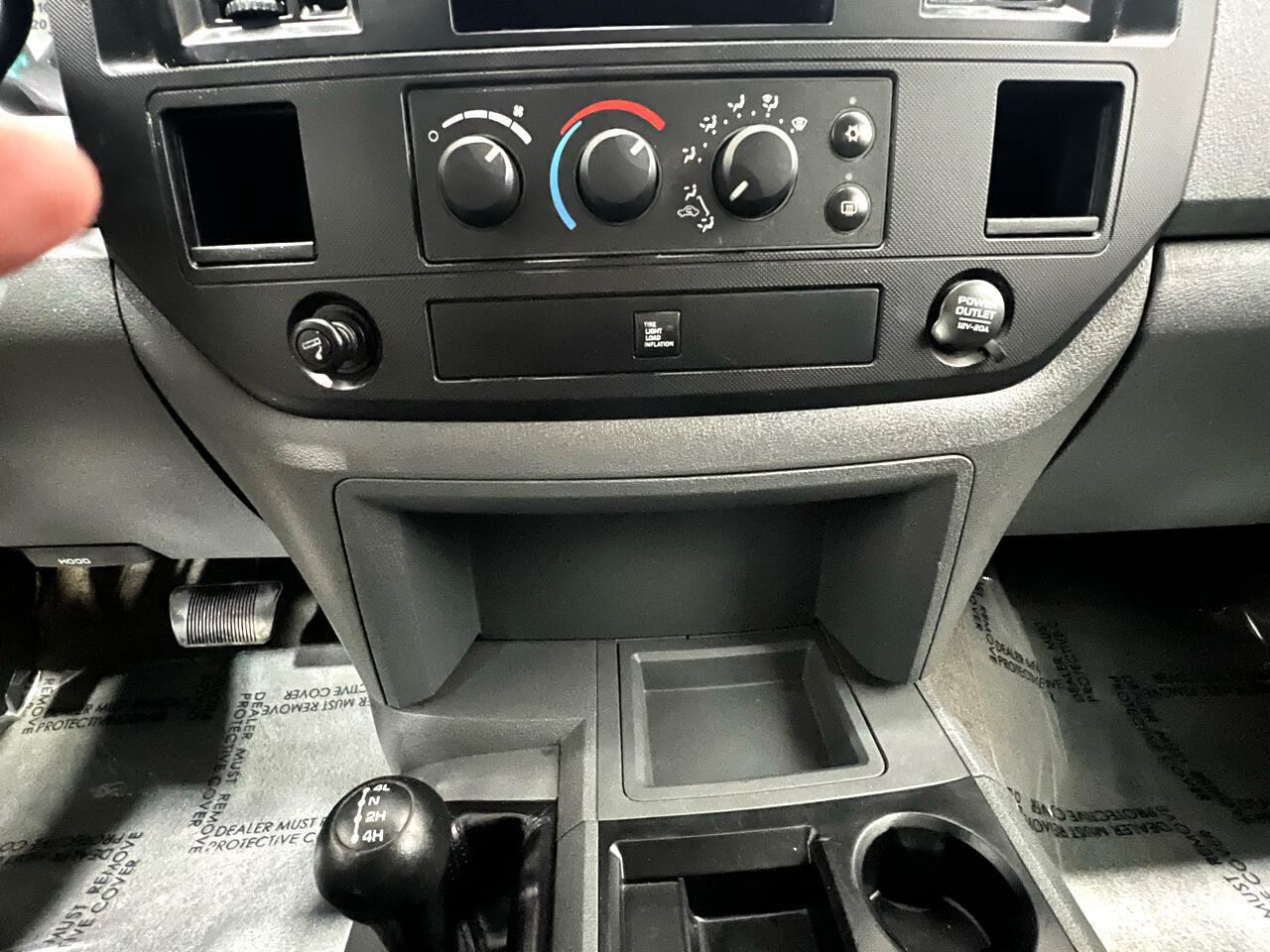 Dodge Ram 2500 SXT Quad Cab Long Bed 4WD 2009