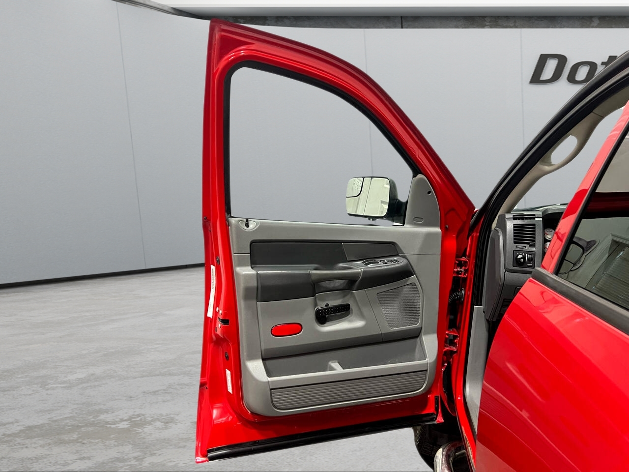 Dodge Ram 2500 SXT Quad Cab Long Bed 4WD 2009