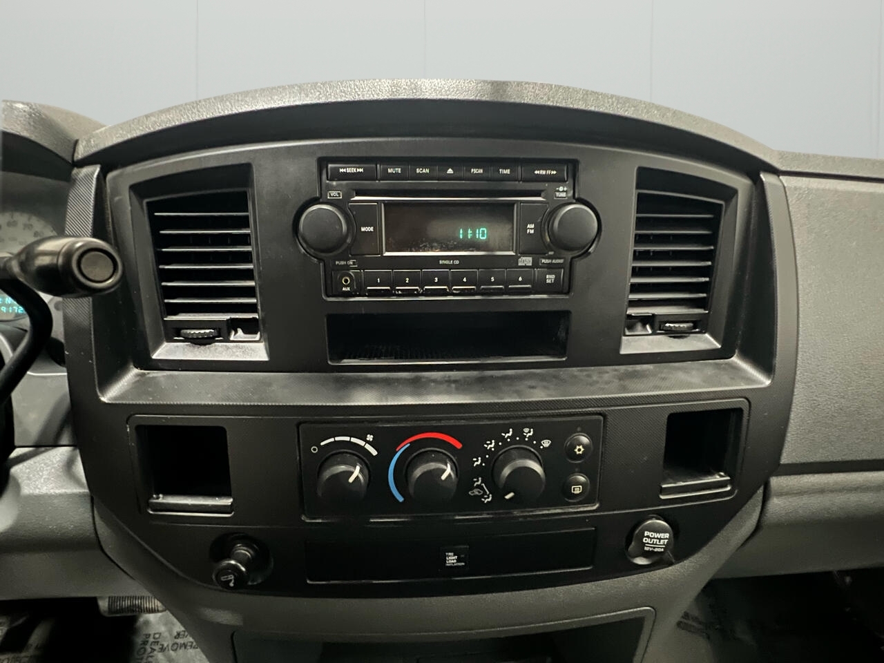 Dodge Ram 2500 SXT Quad Cab Long Bed 4WD 2009