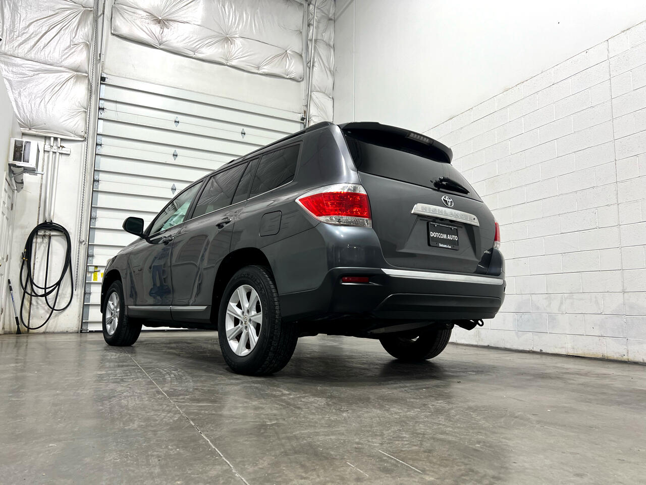 Toyota Highlander Base 4WD 2013