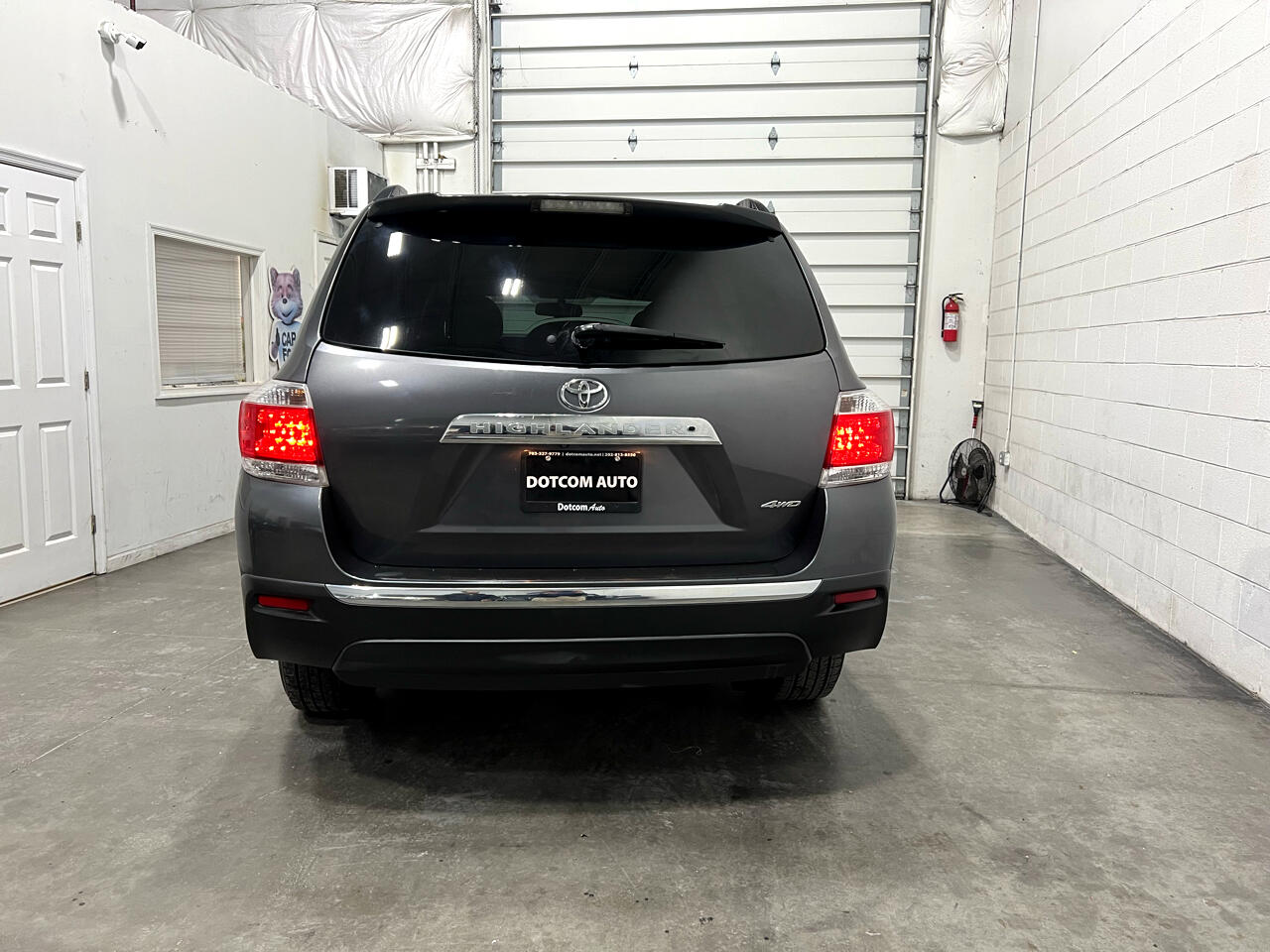 Toyota Highlander Base 4WD 2013