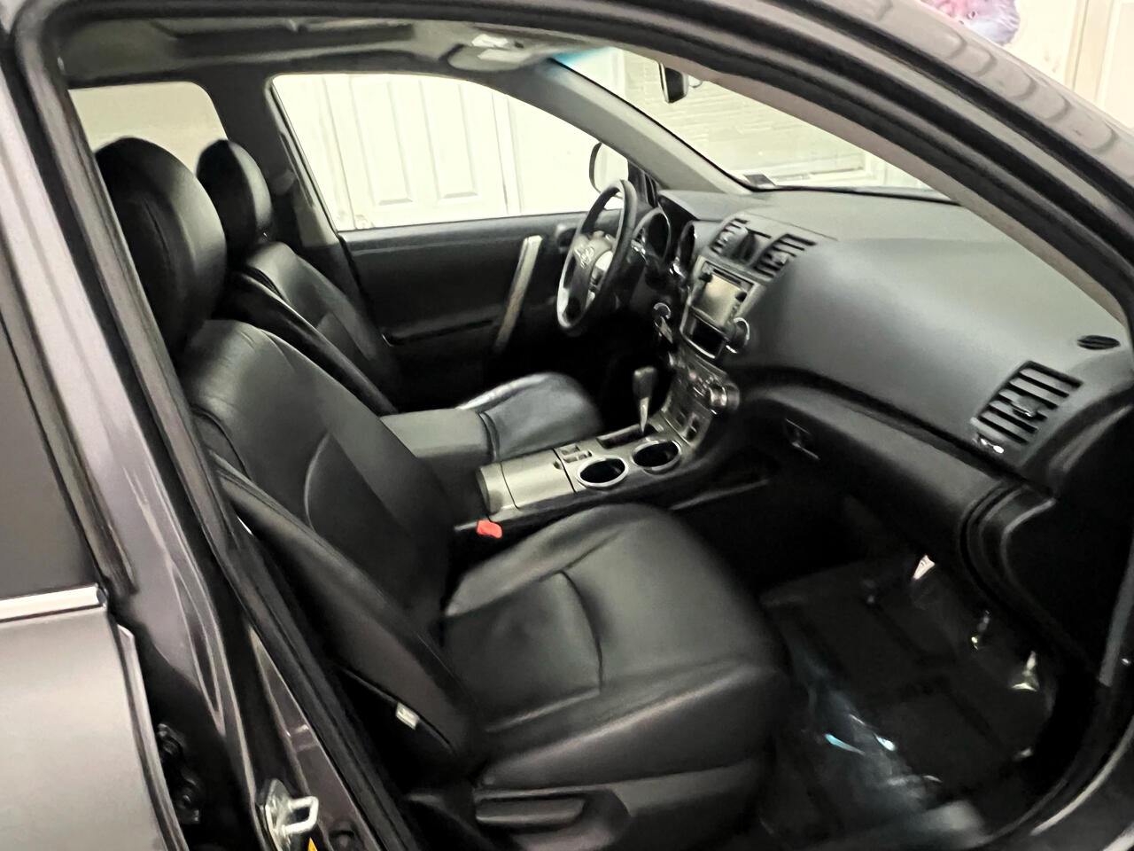 Toyota Highlander Base 4WD 2013