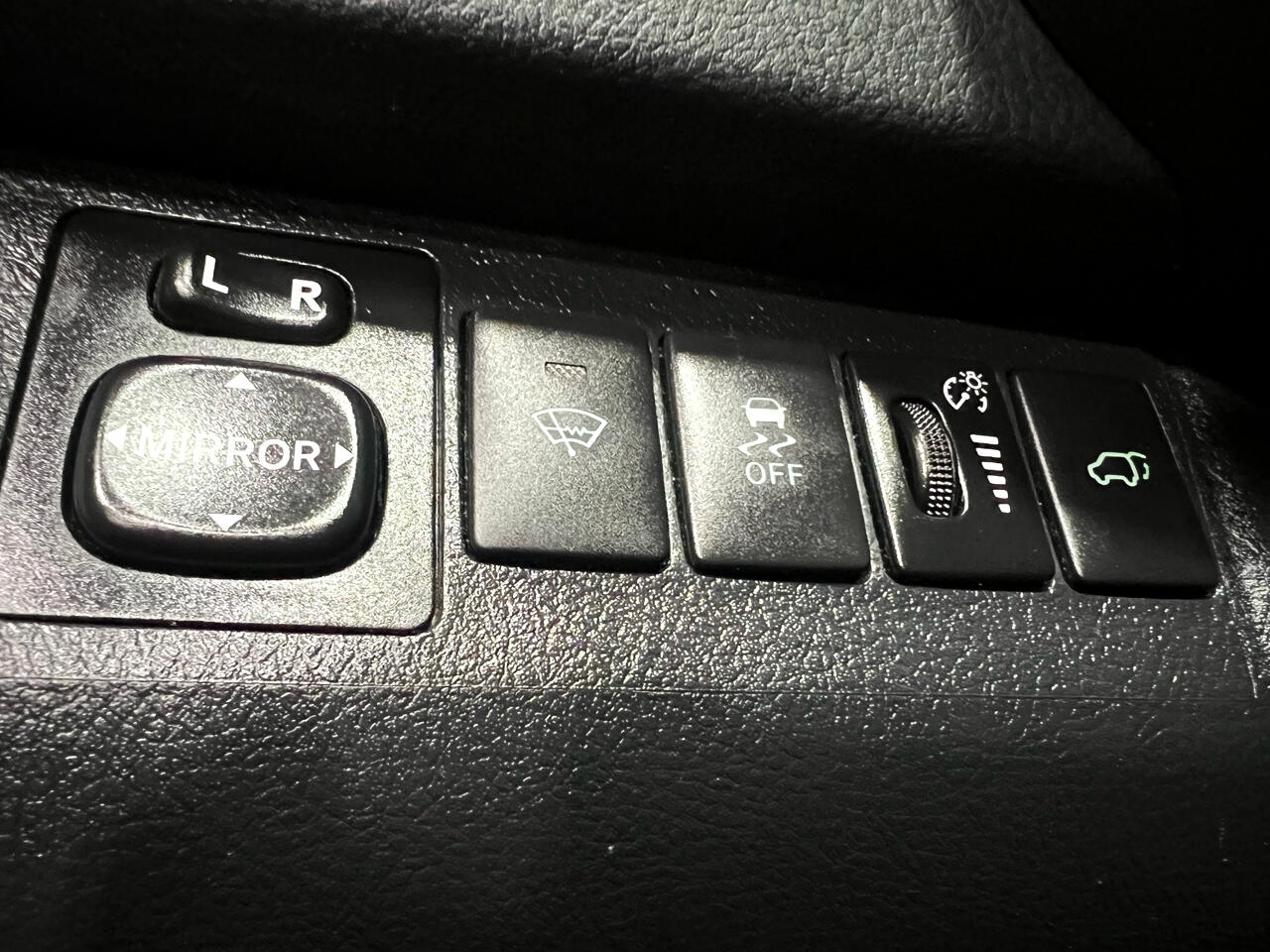 Toyota Highlander Base 4WD 2013