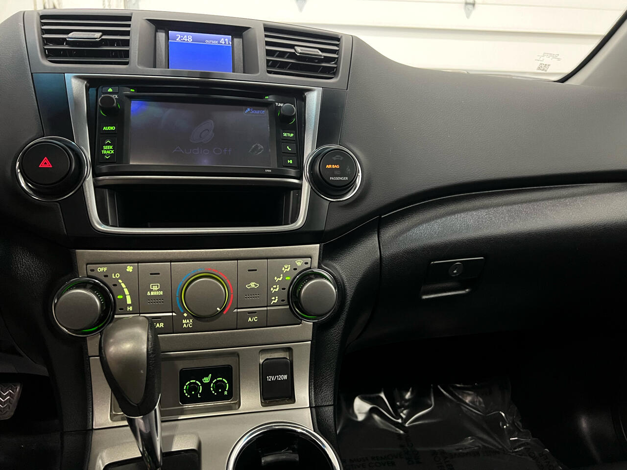 Toyota Highlander Base 4WD 2013