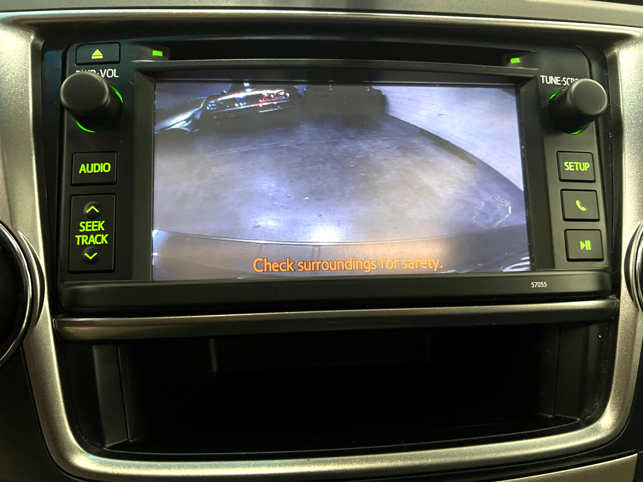 Toyota Highlander Base 4WD 2013