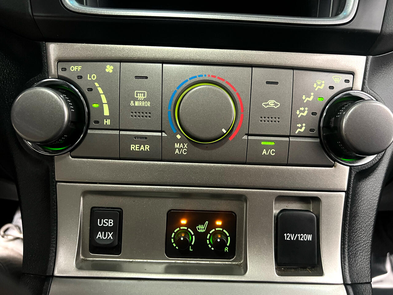 Toyota Highlander Base 4WD 2013