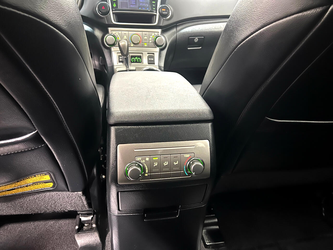 Toyota Highlander Base 4WD 2013